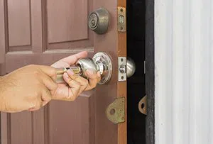 General Locksmith Store Seffner, FL 813-261-6641 - emergency-locksmith-opening