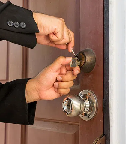 General Locksmith Store Seffner, FL 813-261-6641 - new-locks-installation